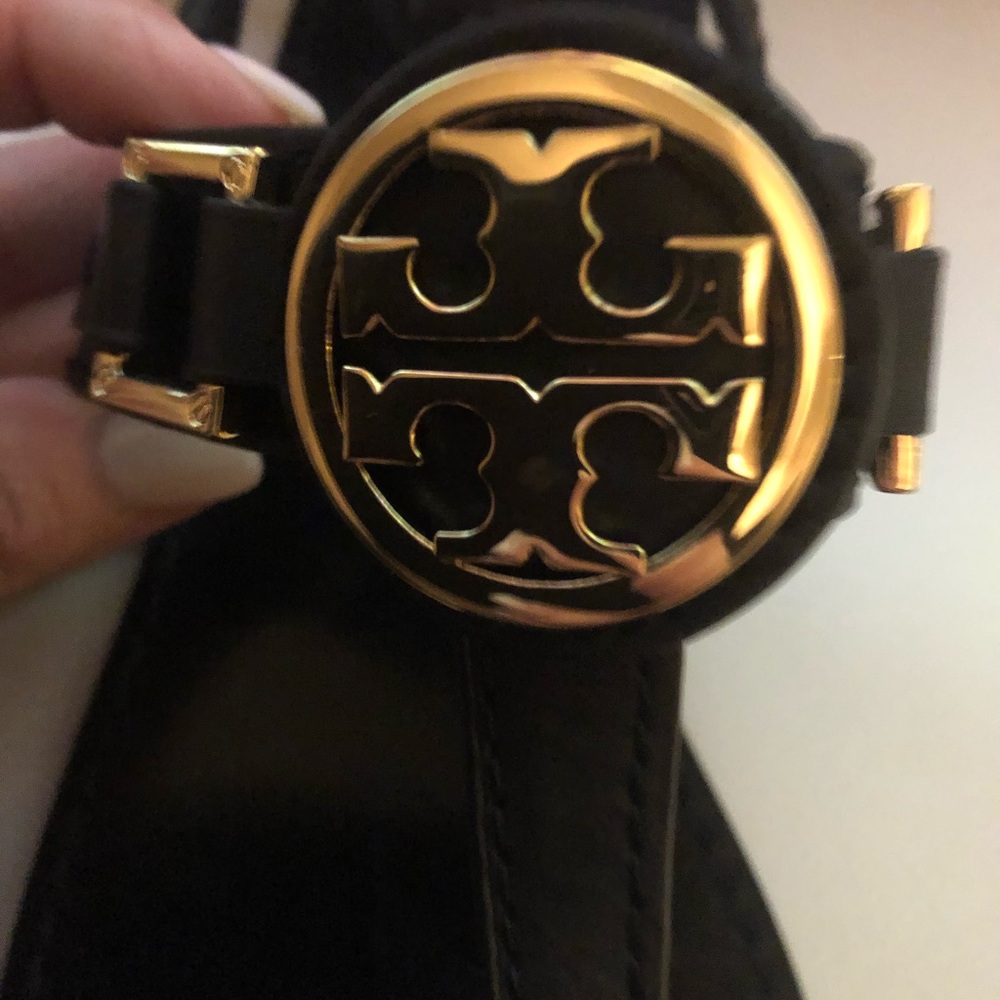 EXCELLENT condition Tory Burch Sandle